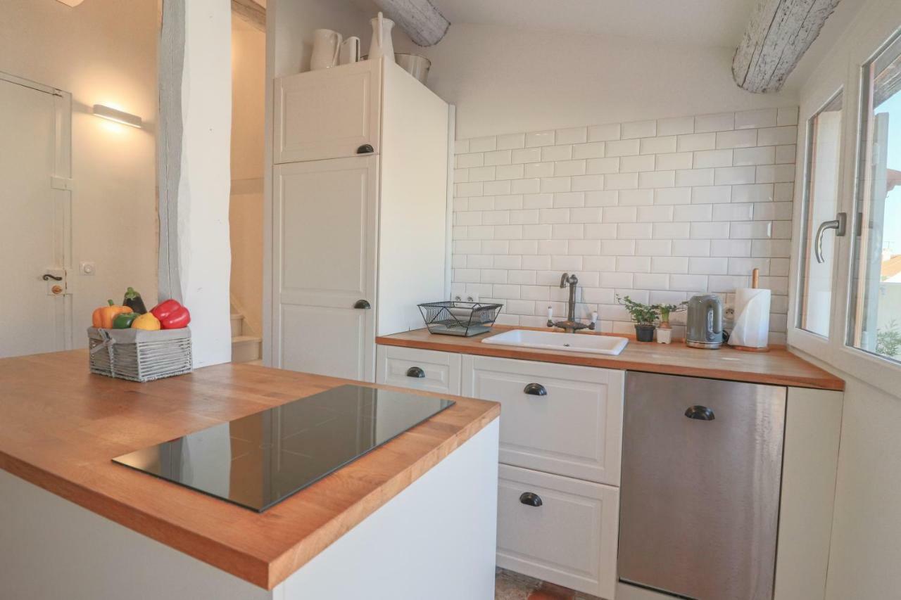 Clt - Unique Duplex & Terrace On The Provencal Market 앙티브 외부 사진