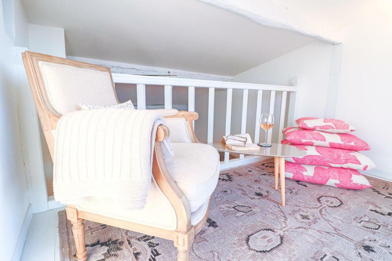 Clt - Unique Duplex & Terrace On The Provencal Market 앙티브 외부 사진