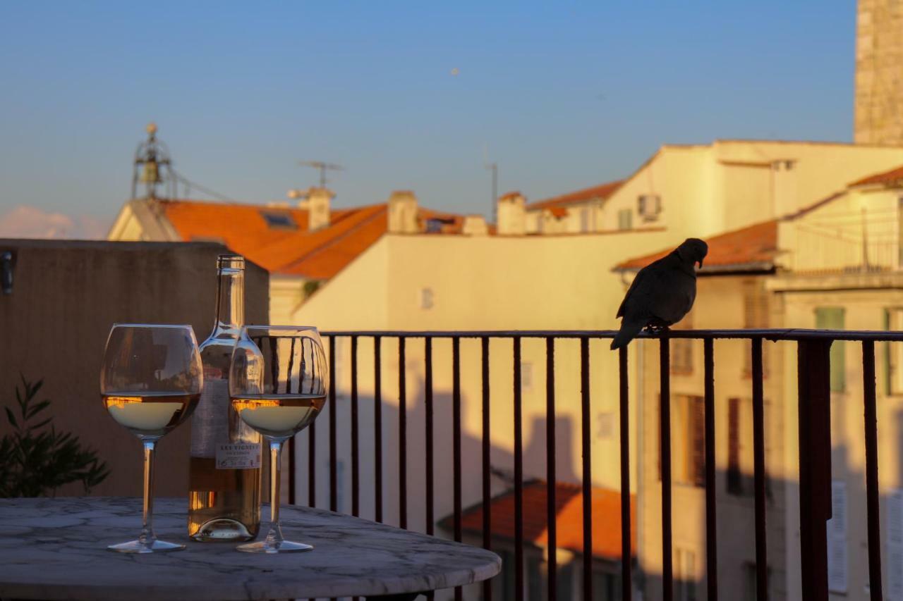 Clt - Unique Duplex & Terrace On The Provencal Market 앙티브 외부 사진